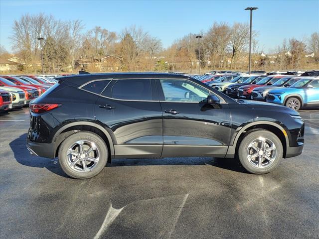 new 2025 Chevrolet Blazer car, priced at $35,861