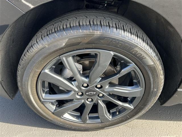 used 2023 Chevrolet Equinox car, priced at $22,000