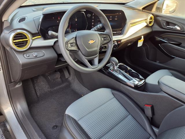 new 2025 Chevrolet Trax car, priced at $22,906