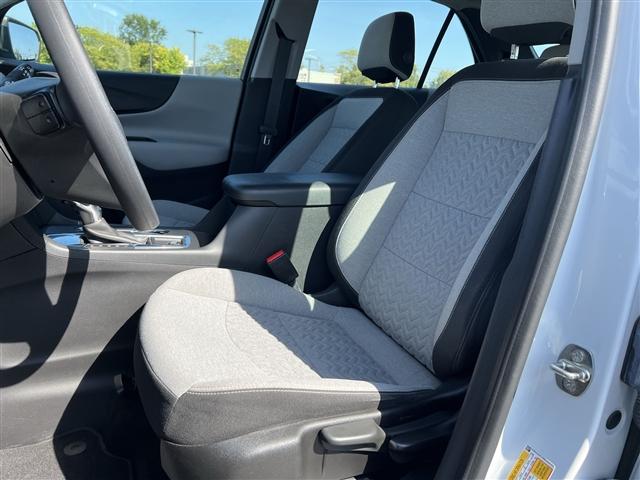 used 2022 Chevrolet Equinox car, priced at $18,999
