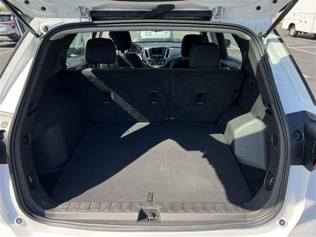 used 2022 Chevrolet Equinox car, priced at $18,999