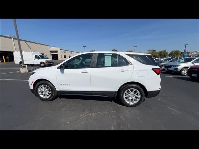 used 2022 Chevrolet Equinox car, priced at $18,999
