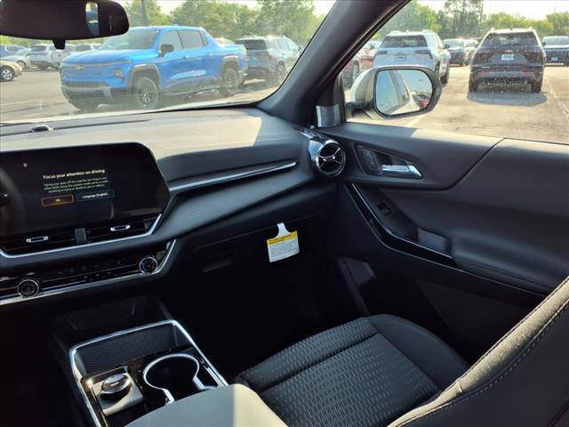 new 2026 Chevrolet Equinox car, priced at $28,686