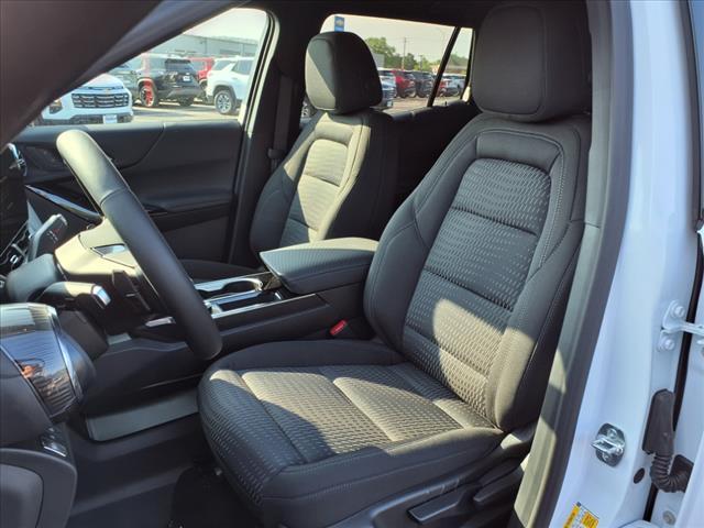 new 2026 Chevrolet Equinox car, priced at $28,686