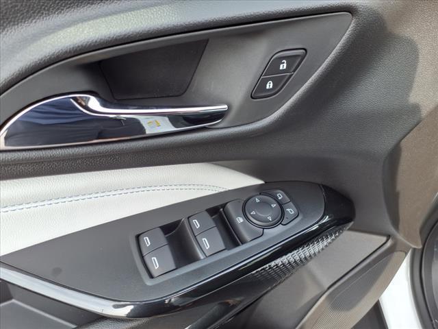 new 2025 Chevrolet Trax car, priced at $22,906
