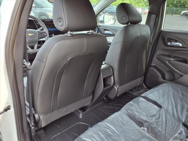 new 2025 Chevrolet Trax car, priced at $22,906