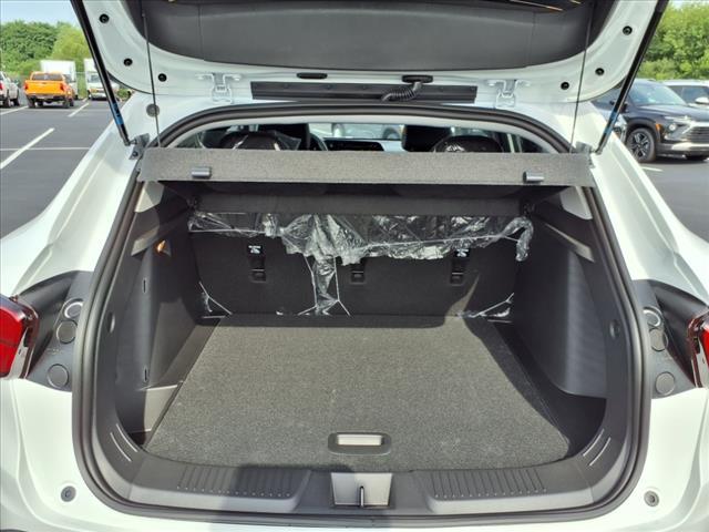 new 2025 Chevrolet Trax car, priced at $22,906