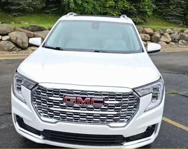used 2022 GMC Terrain car, priced at $29,030