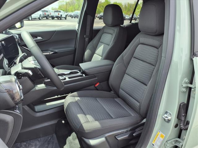 new 2026 Chevrolet Equinox car, priced at $30,281