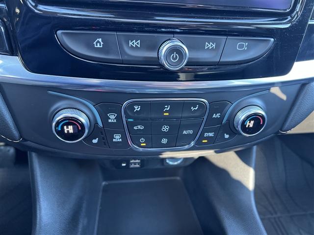 used 2021 Chevrolet Traverse car, priced at $27,249