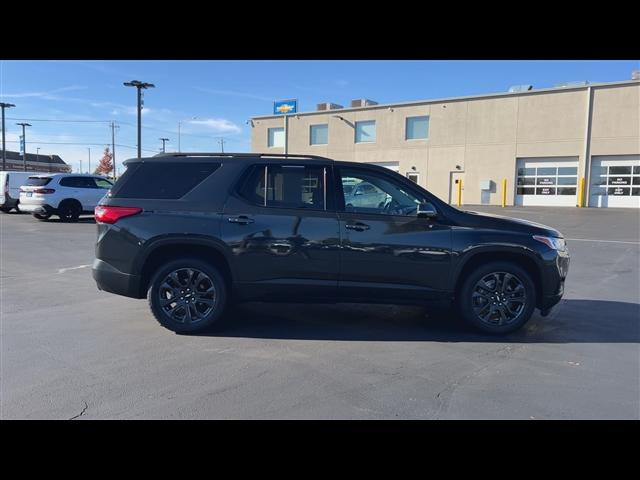 used 2021 Chevrolet Traverse car, priced at $27,249