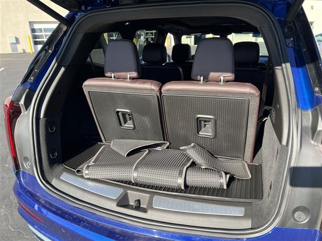 used 2024 Cadillac XT6 car, priced at $46,999