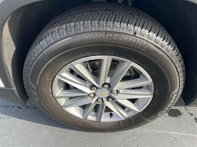 used 2023 Chevrolet Traverse car, priced at $30,559