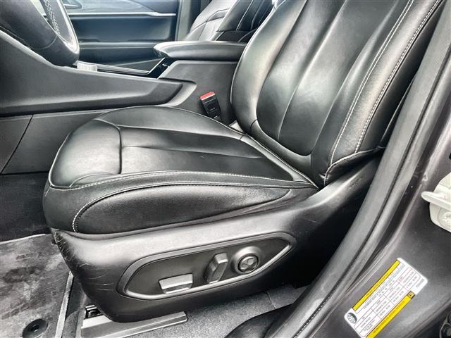 used 2023 Jeep Grand Cherokee car, priced at $32,579