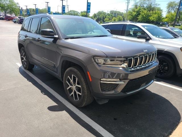 used 2023 Jeep Grand Cherokee car, priced at $33,664