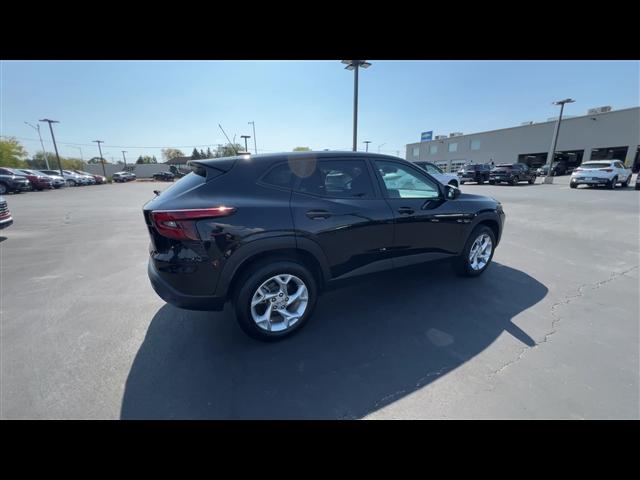 used 2024 Chevrolet Trax car, priced at $20,299