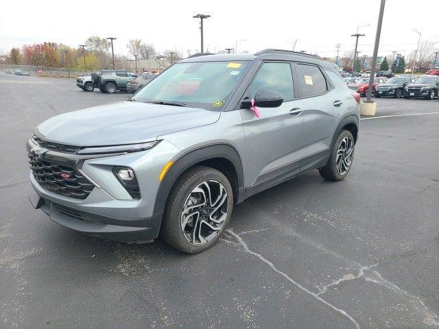 used 2024 Chevrolet TrailBlazer car, priced at $28,098