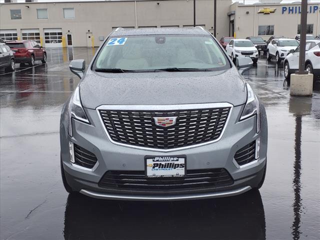 used 2024 Cadillac XT5 car, priced at $46,994