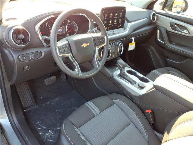 new 2025 Chevrolet Blazer car, priced at $40,305
