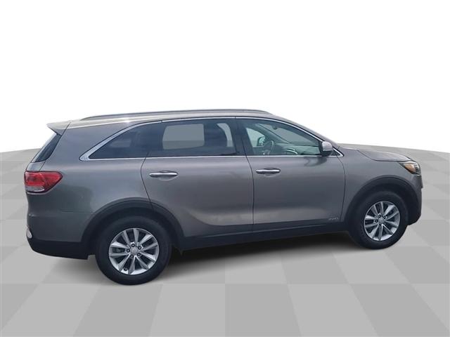 used 2017 Kia Sorento car, priced at $12,892