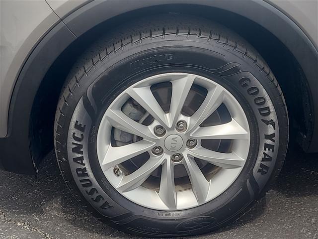 used 2017 Kia Sorento car, priced at $12,892