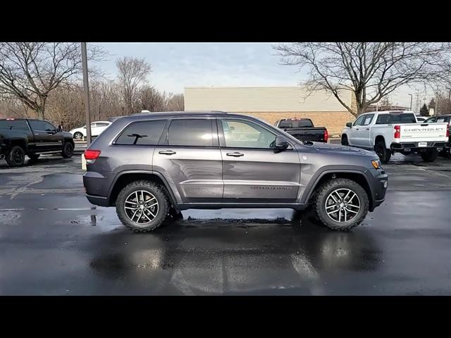 used 2017 Jeep Grand Cherokee car, priced at $16,189