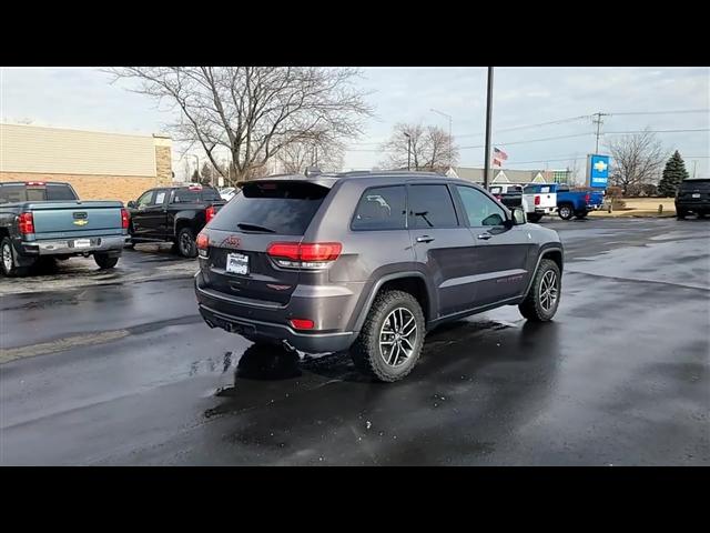 used 2017 Jeep Grand Cherokee car, priced at $16,189