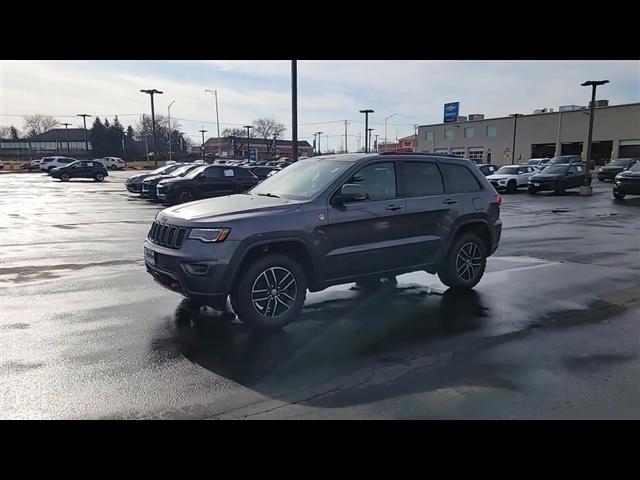 used 2017 Jeep Grand Cherokee car, priced at $16,189