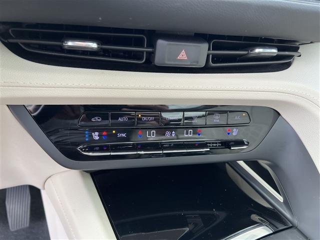 used 2023 Buick Envision car, priced at $31,348