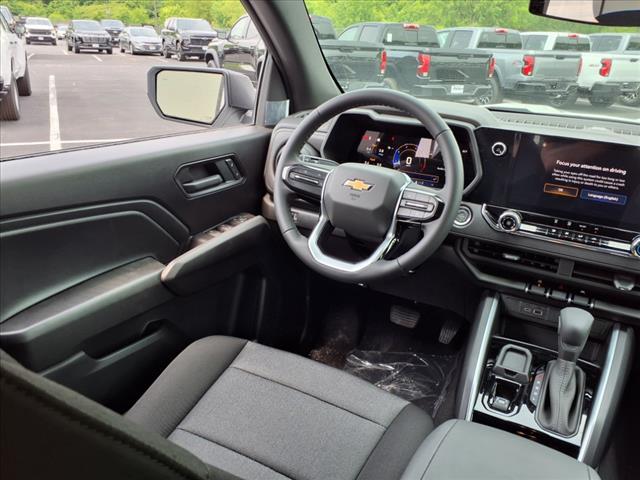 new 2025 Chevrolet Colorado car, priced at $31,299