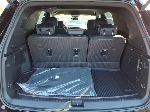 new 2026 Chevrolet Traverse car, priced at $57,024