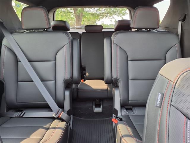 new 2025 Chevrolet Traverse car, priced at $51,410