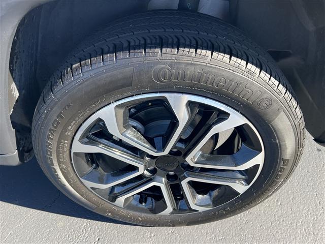 used 2023 Jeep Compass car, priced at $22,989