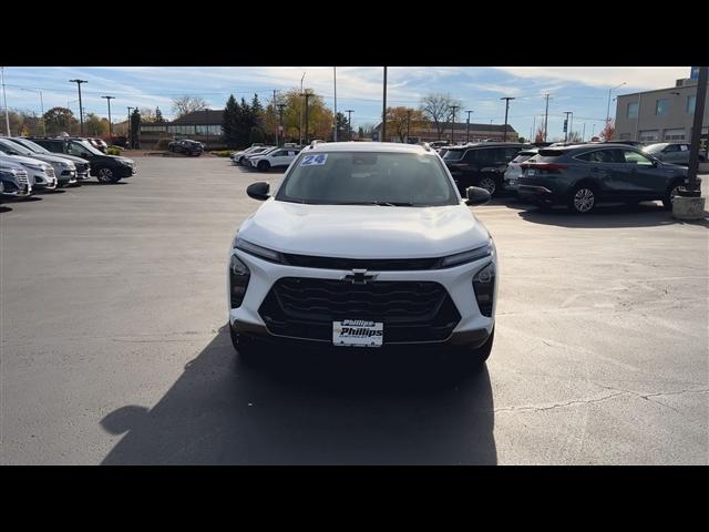 used 2024 Chevrolet Trax car, priced at $23,249