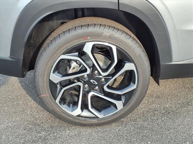 new 2025 Chevrolet Trax car, priced at $27,835