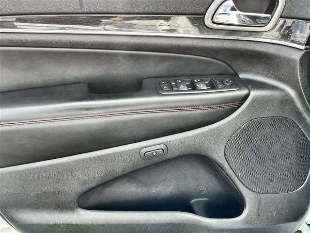 used 2017 Jeep Grand Cherokee car, priced at $15,520