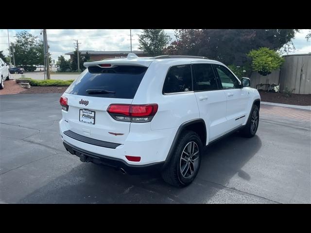 used 2017 Jeep Grand Cherokee car, priced at $15,520