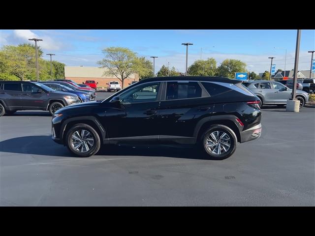 used 2022 Hyundai TUCSON Hybrid car, priced at $21,799