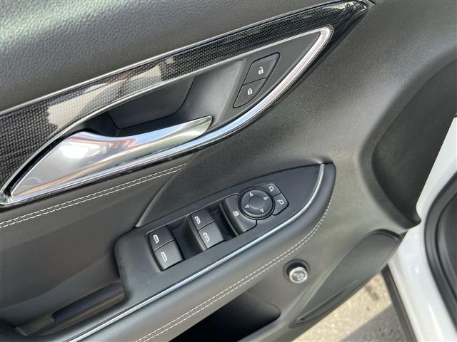 used 2022 Buick Envision car, priced at $25,598