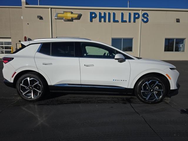 used 2025 Chevrolet Equinox EV car, priced at $27,699