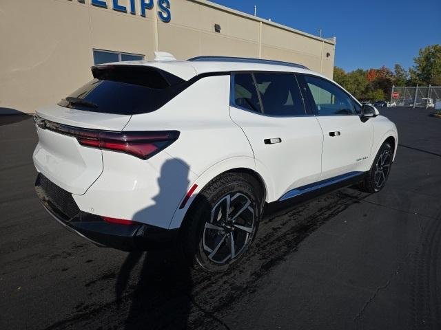 used 2025 Chevrolet Equinox EV car, priced at $27,699