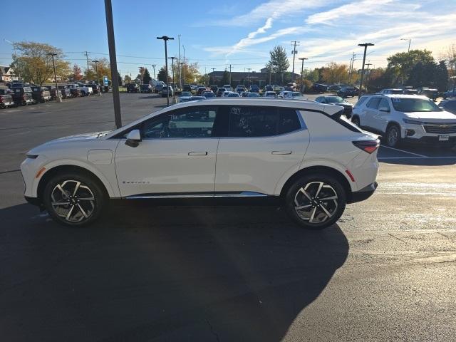 used 2025 Chevrolet Equinox EV car, priced at $27,699