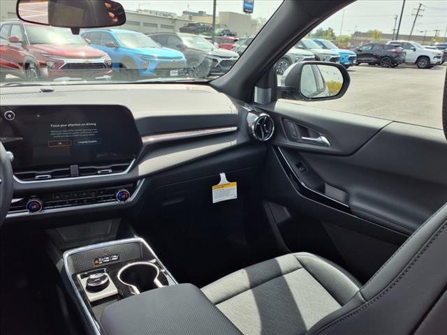 new 2026 Chevrolet Equinox car, priced at $30,944