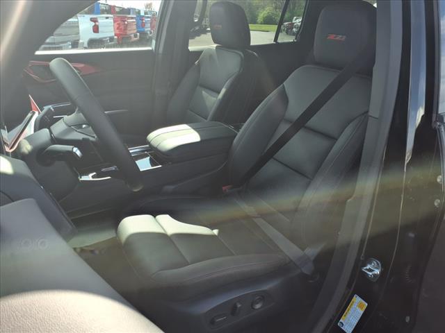 new 2025 Chevrolet Traverse car, priced at $49,895