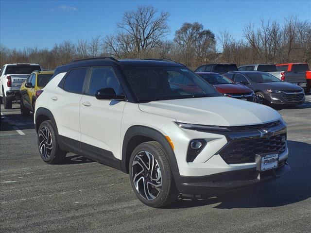 new 2025 Chevrolet TrailBlazer car, priced at $28,657