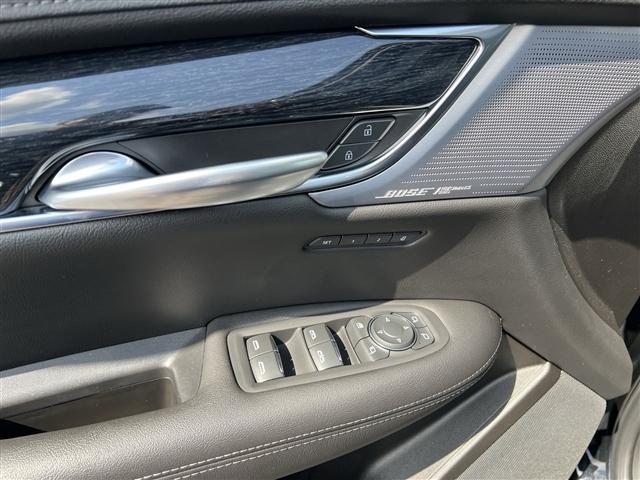 used 2023 Cadillac XT5 car, priced at $30,827