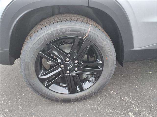 new 2025 Chevrolet Trax car, priced at $27,835