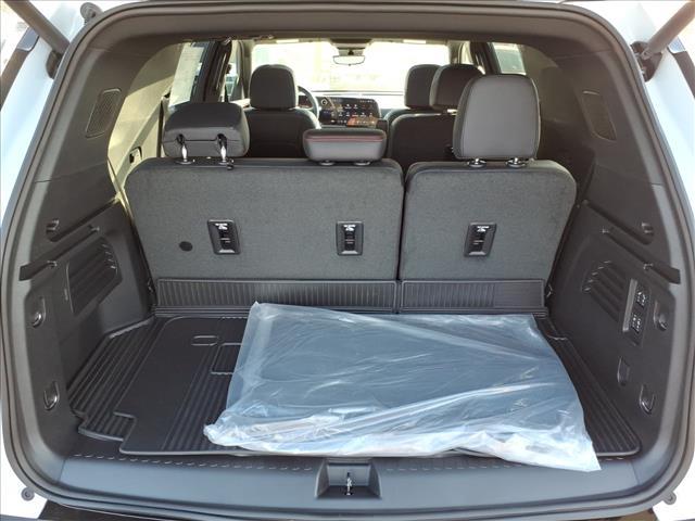 new 2026 Chevrolet Traverse car, priced at $57,404