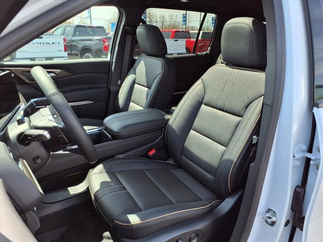 new 2025 Chevrolet Traverse car, priced at $60,040