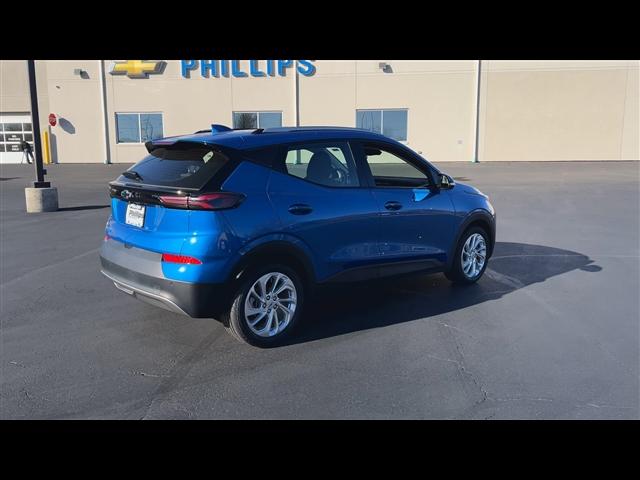 used 2023 Chevrolet Bolt EUV car, priced at $20,999